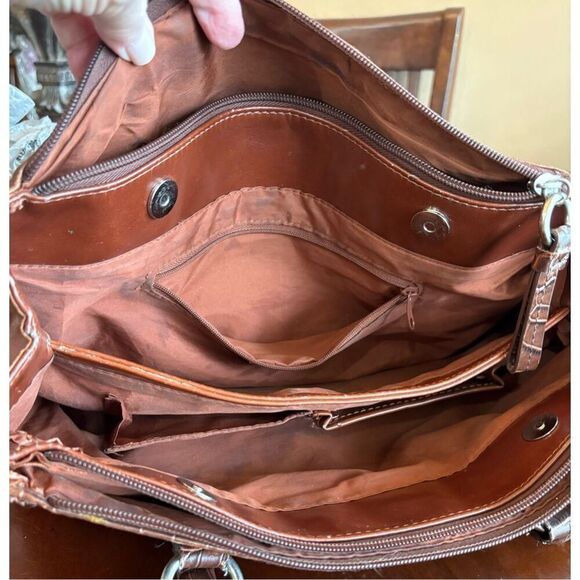 GIANI BERNINI - Double Zip Glazed Leather Satchel/Espresso w/Faux Leather Trim - Picture 13 of 16